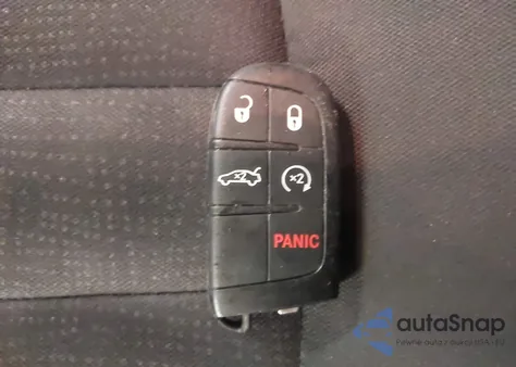 2015 Chrysler 200 Limited z USA, uszkodzony, nr VIN 1C3CCCAB9FN504679